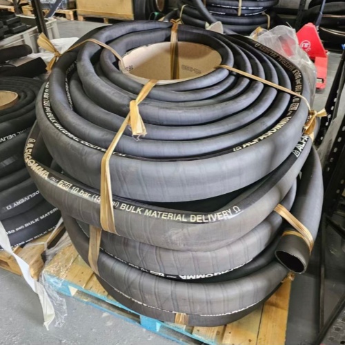 766AA  颗粒物料输送管 10 bar (150 psi)