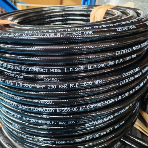 EF358 - SAE 100 R7 紧凑型